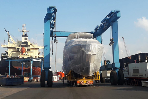 Ikar Sistem Logistic | Transport intern | Transport international | Firma de transport marfa international | Firma de transport intern si international | Comisionar vamal | Garantare vamala | Comisionar in vama | Servicii de comisionare vamala